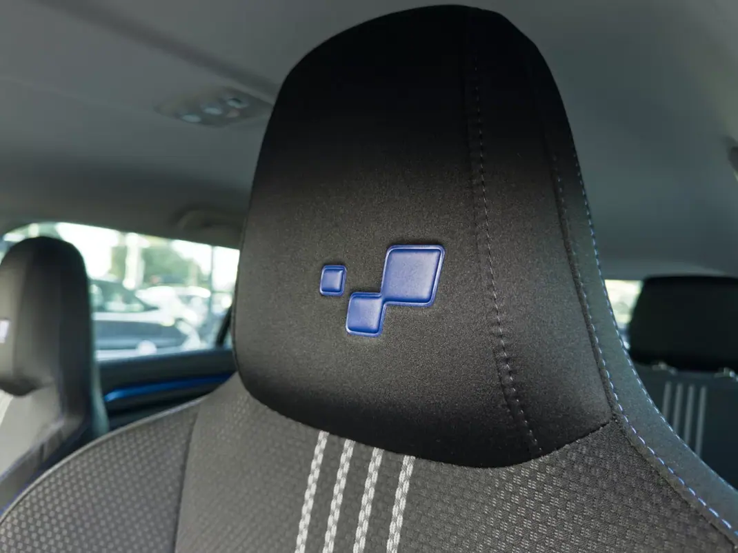 Renault Mégane Sport Tourer 2016 - 13990 EUR, 163000 km - AUTO.MOTO.pt - 163000km - foto 17 de 47