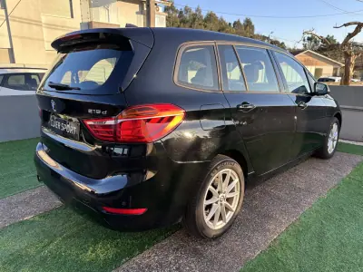 BMW 216 Gran Tourer 2015 - 13900 EUR, 145000 km - AUTO.MOTO.pt - 145000km - foto 8 de 53