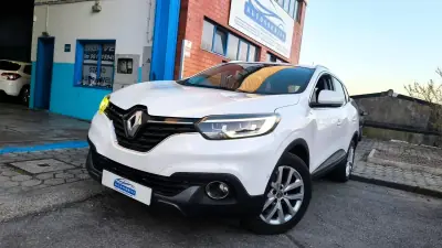 Renault Kadjar 2017 - 12500 EUR, 158000 km - AUTO.MOTO.pt - 158000km - foto 8 de 18