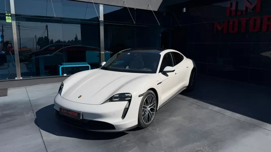Porsche Taycan 2021 - 54900 EUR, 136000 km - 136000km - foto 4 de 15