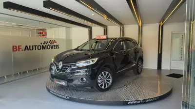 Renault Kadjar 2018 - 15500 EUR, 107700 km - AUTO.MOTO.pt - 107700km - foto 2 de 56