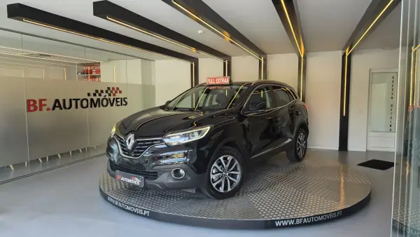 Renault Kadjar 2018 - 15500 EUR, 107700 km - AUTO.MOTO.pt - 107700km - foto 2 de 56
