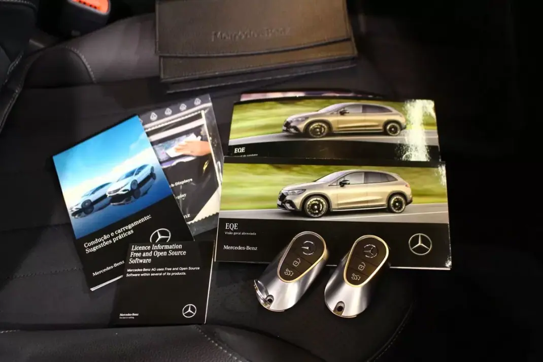 Mercedes-Benz EQE 2025 - 58900 EUR, 25000 km - AUTO.MOTO.pt - 25000km - foto 41 de 42
