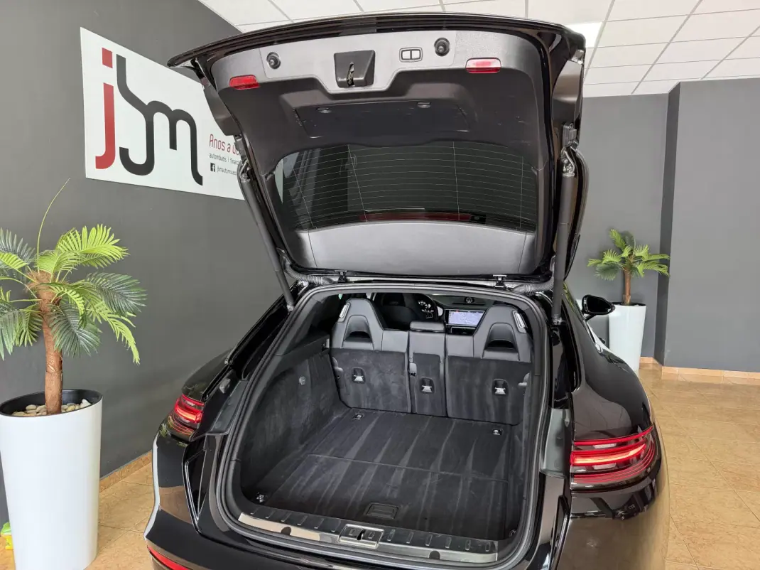 Porsche Panamera Sport Turismo 2020 - 63990 EUR, 148987 km - 148987km - foto 27 de 27
