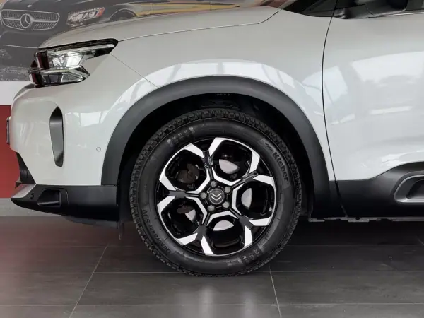 Citroën C5 Aircross 2022 - 21990 EUR, 89934 km - AUTO.MOTO.pt - 89934km - foto 7 de 22