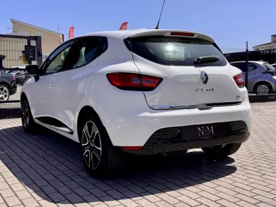 Renault Clio 2015 - 9500 EUR, 130000 km - 130000km - foto 6 de 18