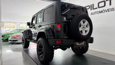 Jeep Wrangler Unlimited 2008 - 49990 EUR, 138464 km - foto 6 de 29