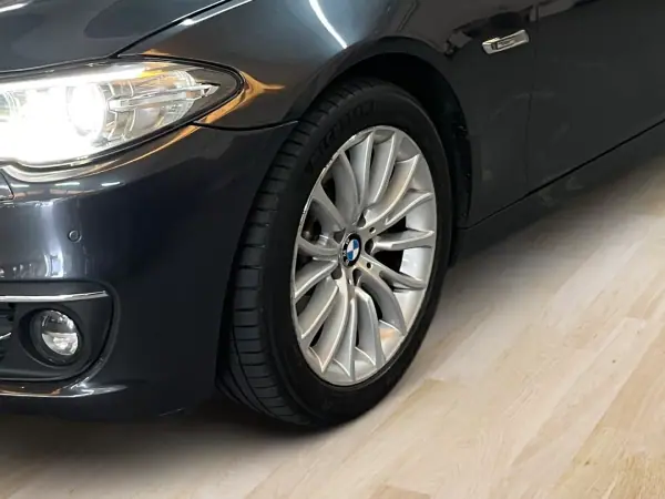 BMW 520 2013 - 14450 EUR, 281710 km - 281710km - foto 6 de 21