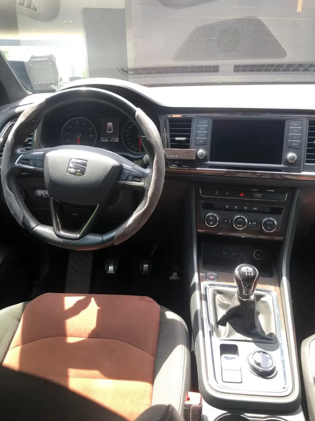 SEAT Ateca 2017 - 16900 EUR, 115000 km - 115000km - foto 10 de 37
