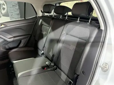 Volkswagen T-Cross 2021 - 17800 EUR, 37392 km - AUTO.MOTO.pt - 37392km - foto 20 de 21