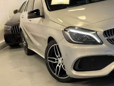 Mercedes-Benz A 180 2017 - 19490 EUR, 150000 km - AUTO.MOTO.pt - 150000km - foto 28 de 36