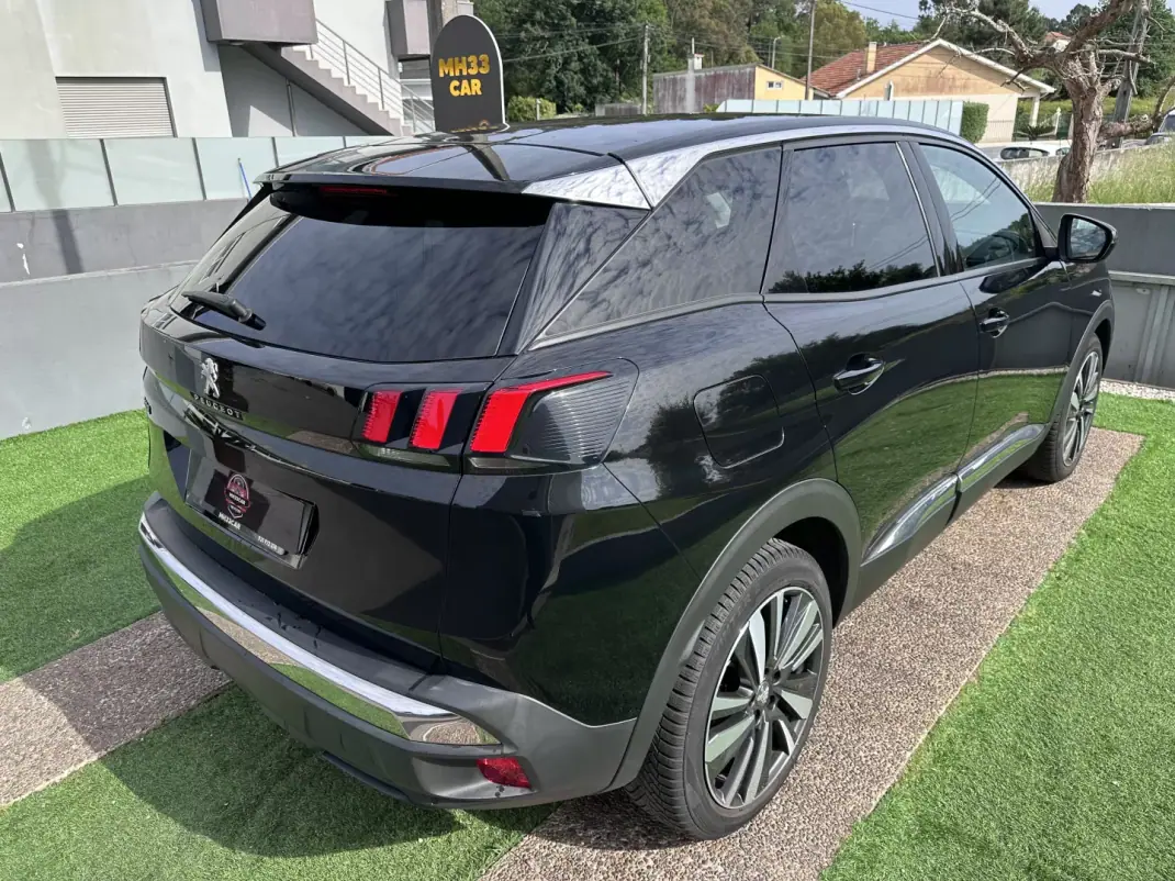 Peugeot 3008 2019 - 17900 EUR, 180000 km - AUTO.MOTO.pt - 180000km - foto 12 de 62