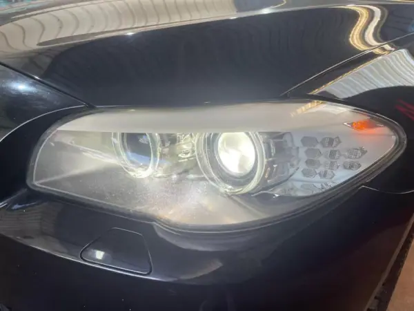BMW 520 2010 - 15999 EUR, 174000 km - AUTO.MOTO.pt - 174000km - foto 26 de 51