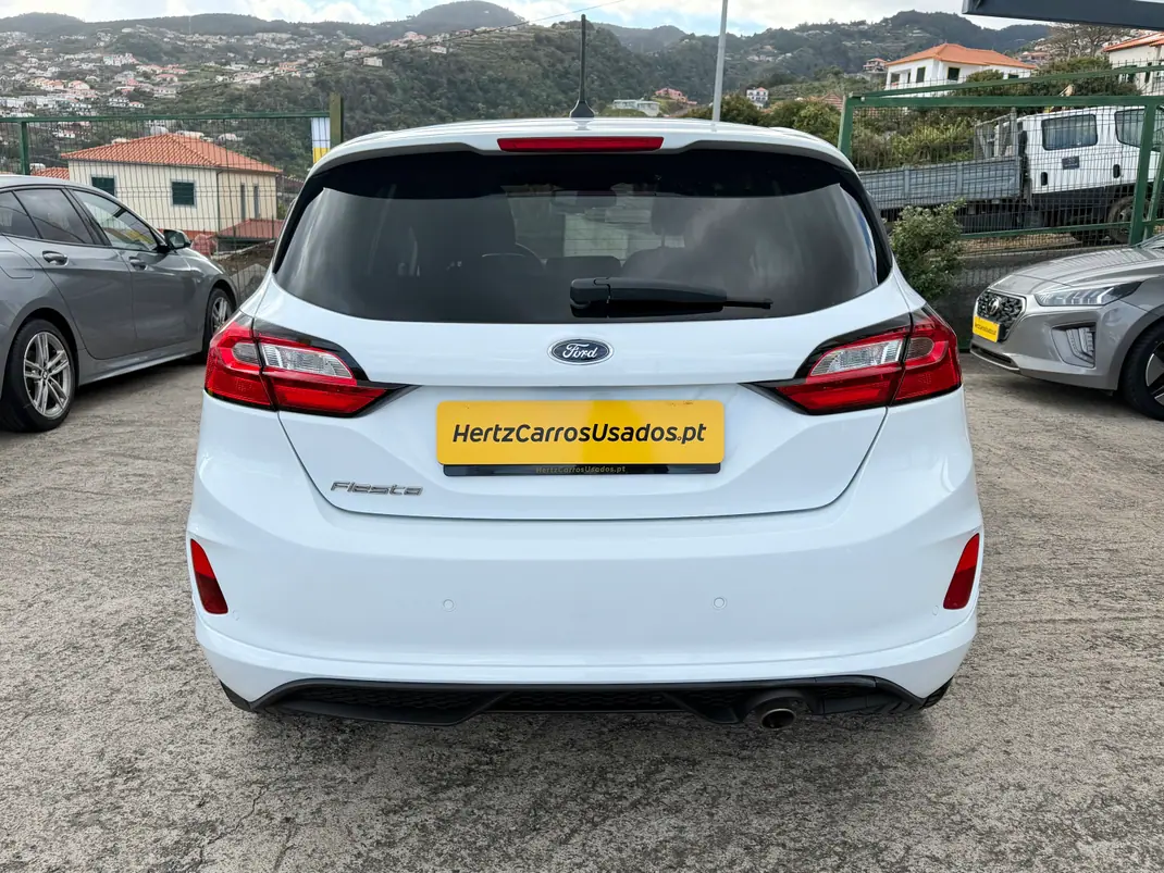 Ford Fiesta 2022 - 14590 EUR, 61000 km - AUTO.MOTO.pt - 61000km - foto 5 de 15