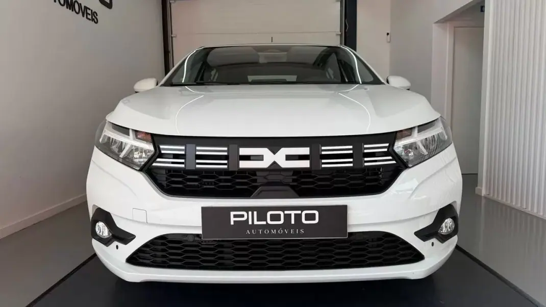 Dacia Sandero 2025 - 14990 EUR, 20225 km - AUTO.MOTO.pt - 20225km - foto 3 de 29