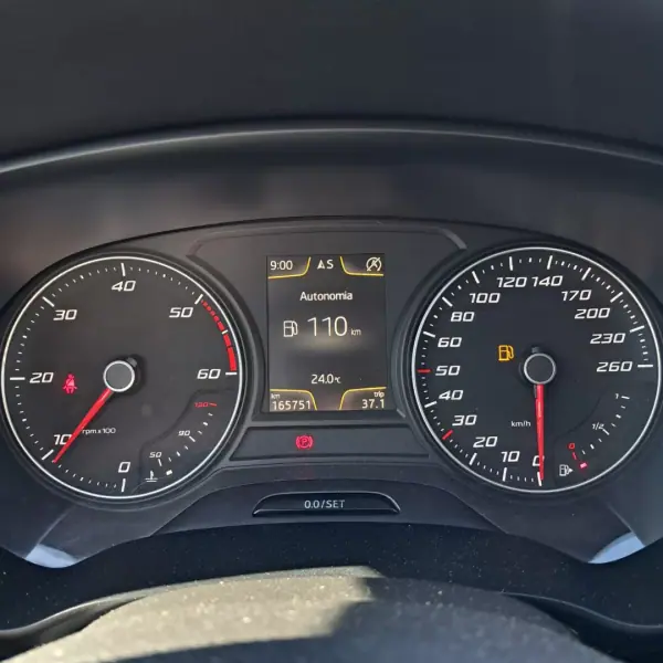 SEAT Leon 2014 - 8990 EUR, 165000 km - AUTO.MOTO.pt - 165000km - foto 10 de 13