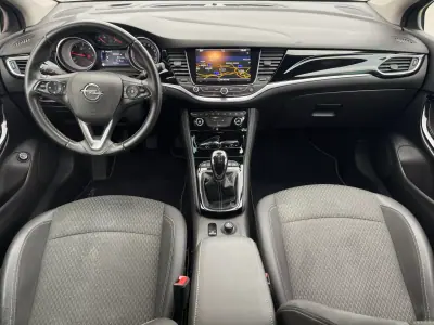 Opel Astra Sports Tourer 2018 - 12990 EUR, 162850 km - AUTO.MOTO.pt - 162850km - foto 9 de 23
