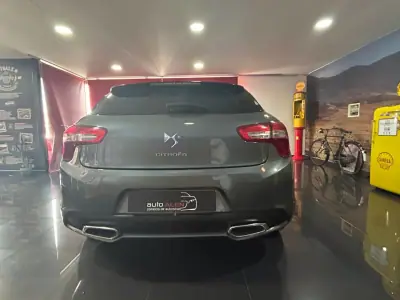 Citroën DS5 2013 - 10500 EUR, 205941 km - AUTO.MOTO.pt - 205941km - foto 5 de 22