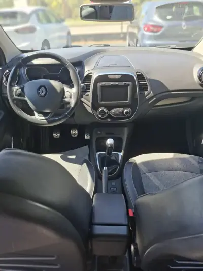 Renault Captur 2019 - 13950 EUR, 89099 km - 89099km - foto 13 de 16