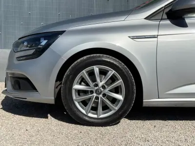 Renault Mégane Sport Tourer 2018 - 11950 EUR, 110000 km - 110000km - foto 14 de 23