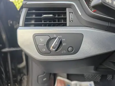 Audi A4 Avant 2019 - 23990 EUR, 79500 km - 79500km - foto 28 de 46