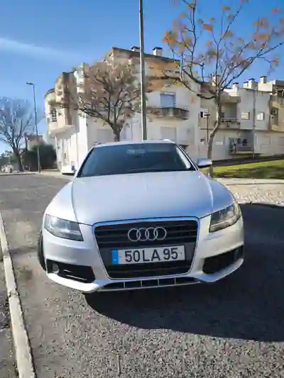 Audi A4 Avant 2010 - 10000 EUR, 232000 km - AUTO.MOTO.pt - 232000km - foto 3 de 10
