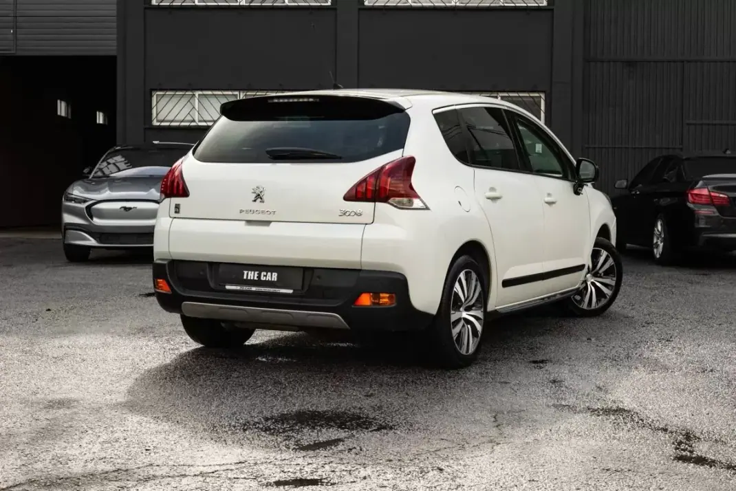 Peugeot 3008 2014 - 7900 EUR, 320877 km - AUTO.MOTO.pt - 320877km - foto 7 de 31
