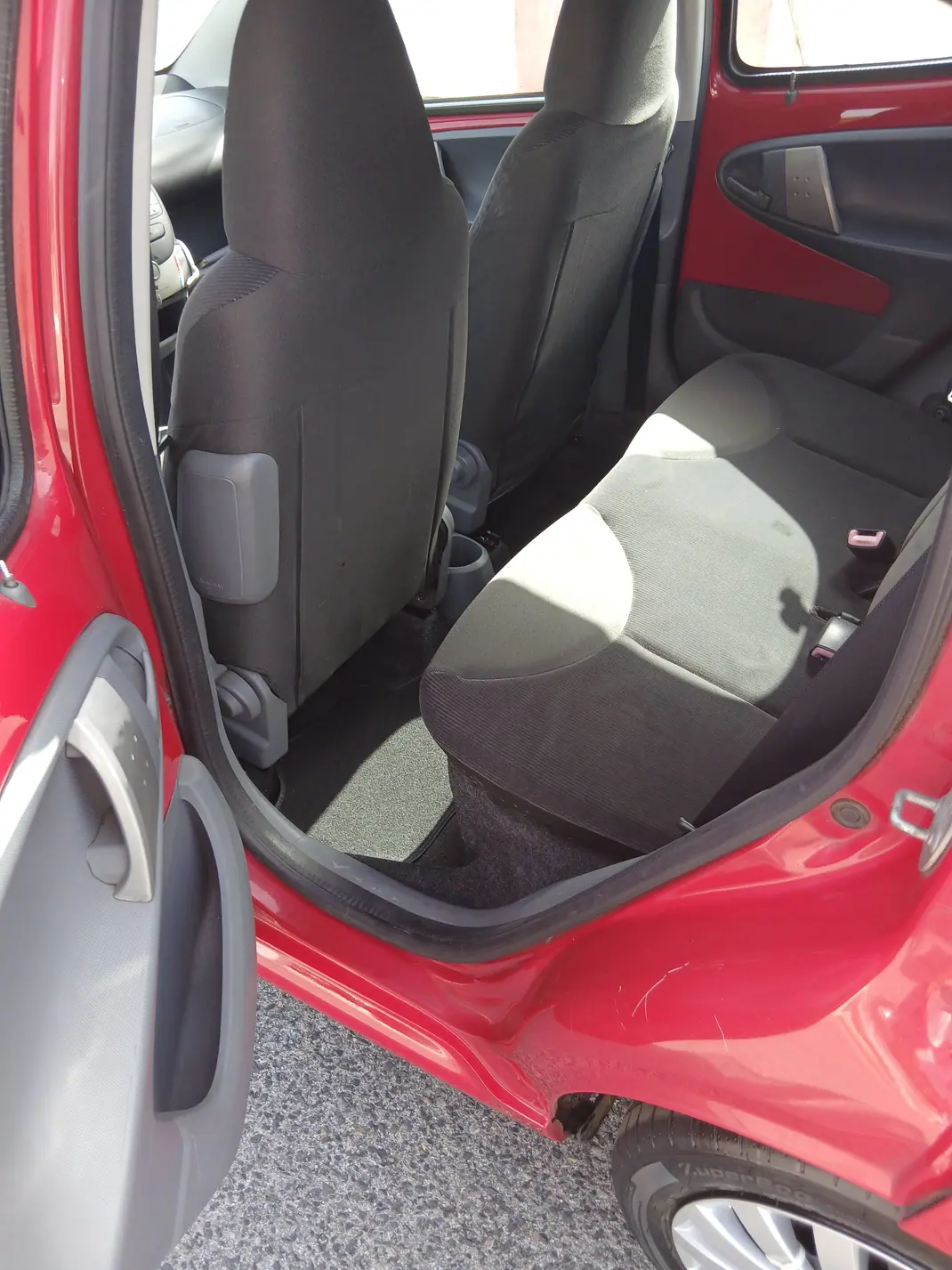 Citroën C1 2006 - 3750 EUR, 200000 km - 200000km - foto 7 de 11