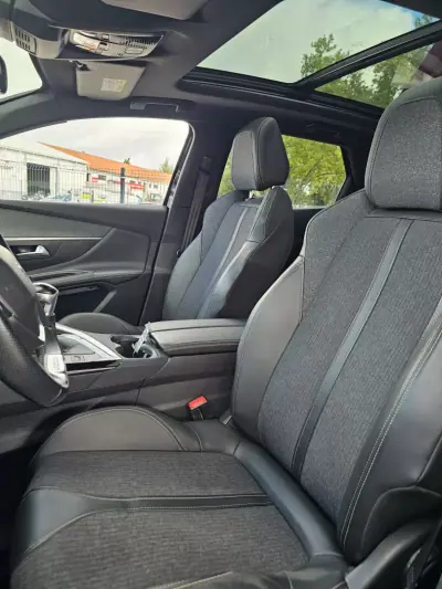 Peugeot 3008 2019 - 19600 EUR, 84500 km - AUTO.MOTO.pt - 84500km - foto 10 de 20