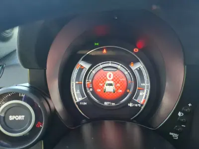 Abarth 695 2023 - 29990 EUR, 6300 km - AUTO.MOTO.pt - 6300km - foto 36 de 46