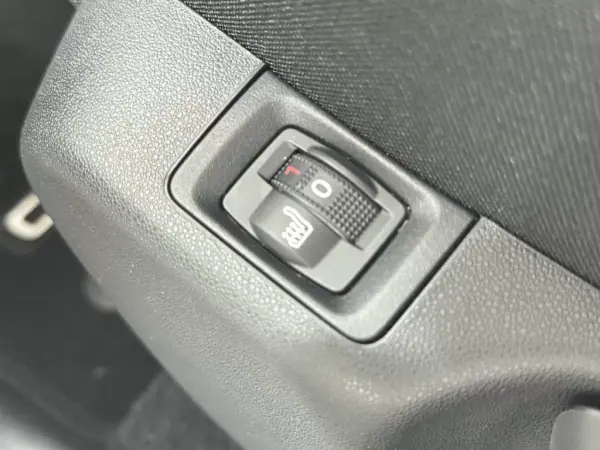 Citroën C3 2022 - 13900 EUR, 91410 km - AUTO.MOTO.pt - 91410km - foto 6 de 10