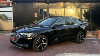 Audi e-tron 2019 - 27990 EUR, 99000 km - AUTO.MOTO.pt - 99000km - foto 3 de 33