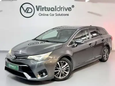 Toyota Avensis Touring Sports 2015 - 13750 EUR, 144000 km - AUTO.MOTO.pt - 144000km - foto 18 de 58
