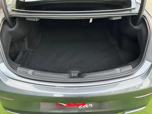Mercedes-Benz E 220 2017 - 34999 EUR, 179000 km - AUTO.MOTO.pt - 179000km - foto 18 de 29