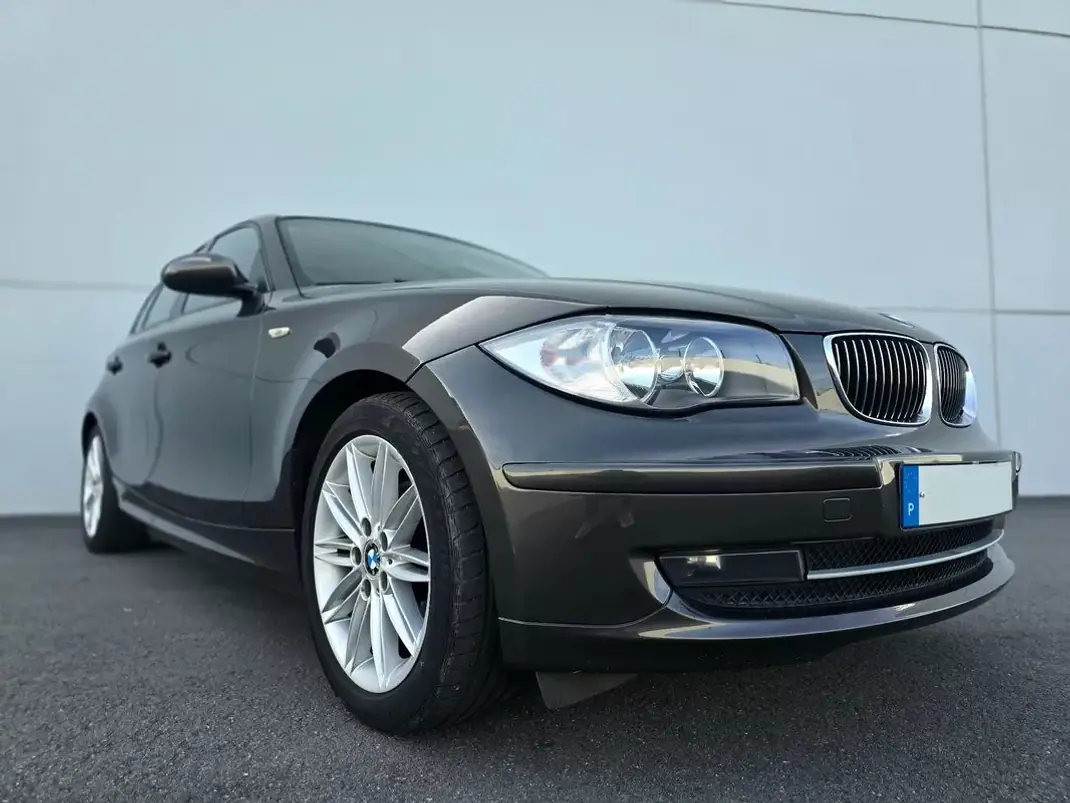 BMW 118 2008 - 6750 EUR, 226114 km - AUTO.MOTO.pt - 226114km - foto 4 de 19