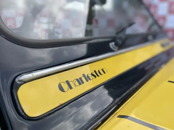 Citroën 2CV 1983 - 9990 EUR, 42494 km - AUTO.MOTO.pt - 42494km - foto 8 de 15