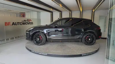 Porsche Macan 2014 - 33900 EUR, 211992 km - AUTO.MOTO.pt - 211992km - foto 12 de 58