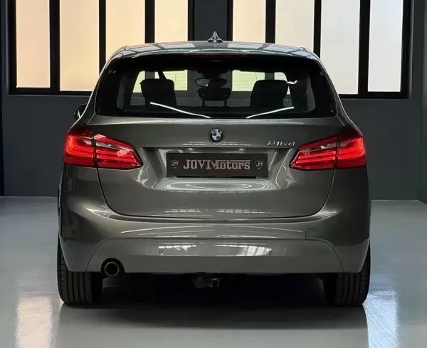 BMW 216 Active Tourer 2015 - 12750 EUR, 196513 km - AUTO.MOTO.pt - 196513km - foto 5 de 25