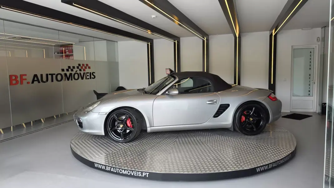 Porsche Boxster 2008 - 39900 EUR, 133697 km - 133697km - foto 14 de 64