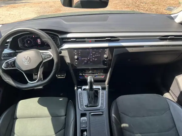 Volkswagen Arteon Shooting Brake 2021 - 27900 EUR, 89450 km - AUTO.MOTO.pt - 89450km - foto 43 de 43
