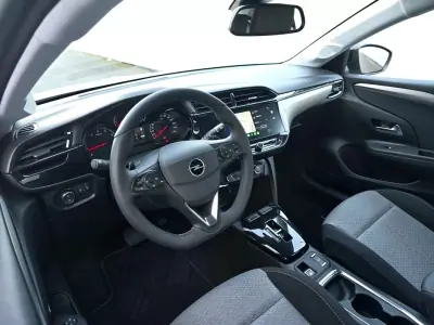 Opel Corsa 2024 - 18590 EUR, 38000 km - AUTO.MOTO.pt - 38000km - foto 12 de 34