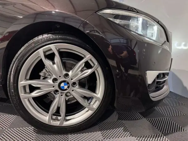 BMW 218 2019 - 24900 EUR, 136300 km - AUTO.MOTO.pt - 136300km - foto 52 de 59