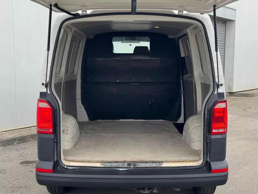 VW T6 TRANSPORTER 2.0 TDI KASTEN/ 3 LUGARES/ IVA DEDUTIVEL 2015 - 16950 EUR, 130000 km - AUTO.MOTO.pt - 130000km - foto 22 de 24