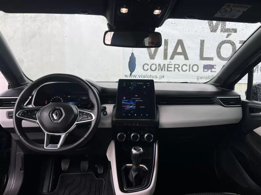 Renault Clio 2022 - 15250 EUR, 37000 km - AUTO.MOTO.pt - 37000km - foto 13 de 13