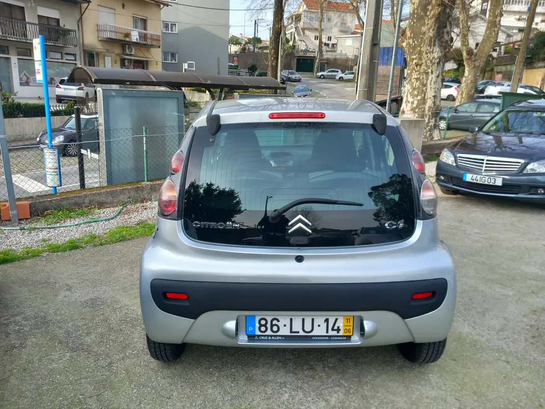 Citroën C1 2011 - 6000 EUR, 94000 km - AUTO.MOTO.pt - 94000km - foto 4 de 7