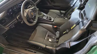 Porsche 992 2021 - 235000 EUR, 15666 km - AUTO.MOTO.pt - 15666km - foto 42 de 61