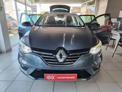 Renault Mégane Sport Tourer 2019 - 13750 EUR, 155000 km - AUTO.MOTO.pt - 155000km - foto 20 de 35