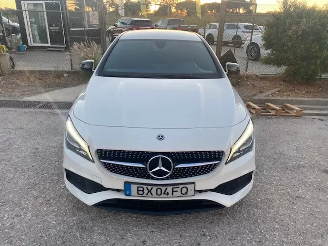 Mercedes-Benz CLA 200 2017 - 22990 EUR, 145650 km - AUTO.MOTO.pt - 145650km - foto 2 de 20