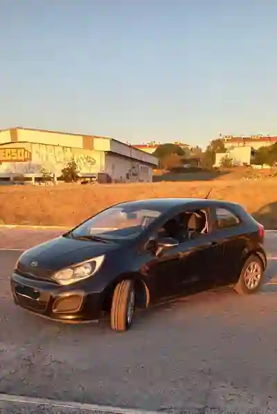 Kia Rio 2012 - 4800 EUR, 188335 km - 188335km - foto 1 de 10