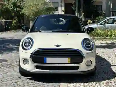 MINI Cooper 2018 - 18500 EUR, 48000 km - AUTO.MOTO.pt - 48000km - foto 6 de 28